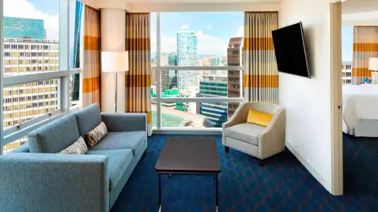 Sheraton Vancouver Wall Centre - 100