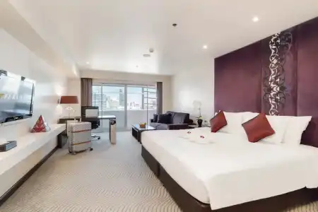 Furama Silom - 40