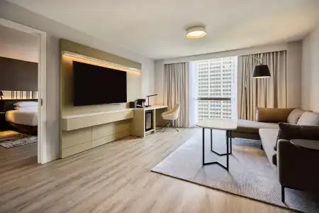 Hyatt Regency - 104
