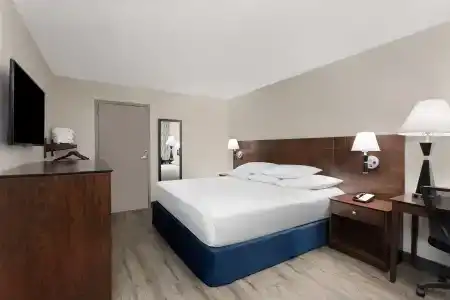 Days Inn by Wyndham Orlando Conv. Center/International Dr - 11