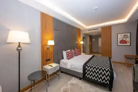 Ramada & Suites by Wyndham Istanbul Sisli - 50
