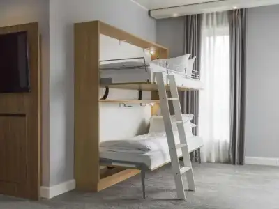 Radisson Blu, - 74