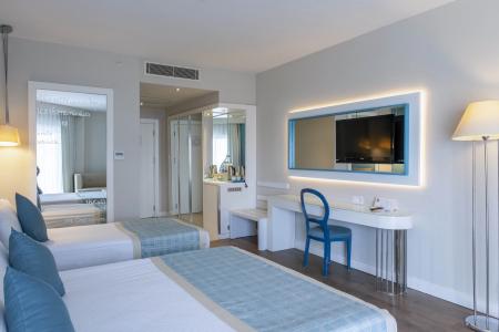 Sea Shell Resort & Spa - 38