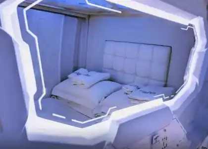 Met A Space Pod @ Arab Street - 43