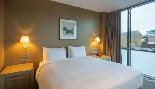 Radisson Blu Royal, - 23
