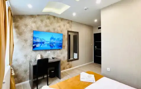 Side One Design - 71