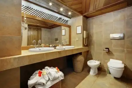 Gangehi Island Resort - 9