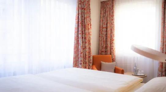 Azenberg Stuttgart, Sure Collection by BW - 55