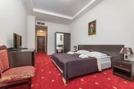 Roomp Mano - 67