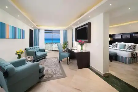 The Pyramid Cancun by Oasis - All Inclusive - 43