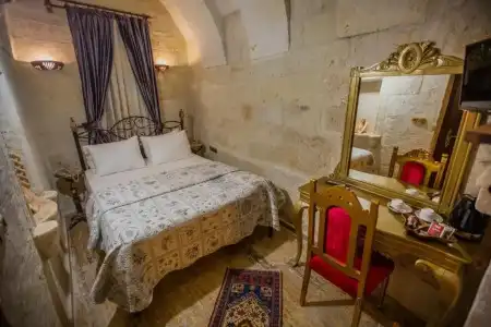 Royal Cave - 41