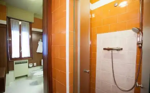 Grand Elite - 33