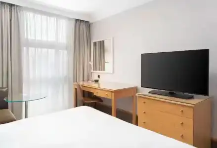 Hilton London Kensington - 38