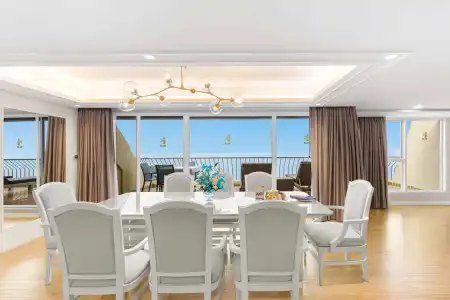Royal Cliff Beach Pattaya - 75