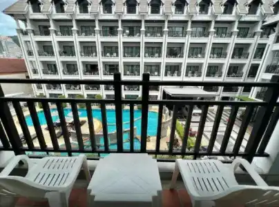 Amata Patong - 114