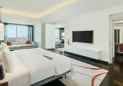 Le Meridien Saigon - 8
