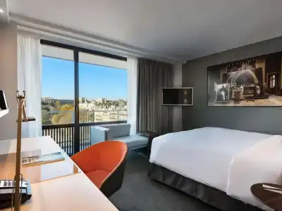 Pullman Paris Tour Eiffel - 3