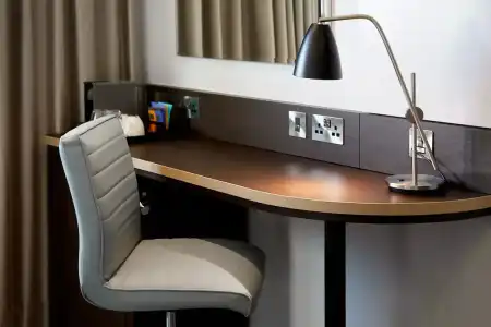 Premier Inn London Tower Bridge - 9