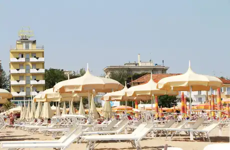 Remin Plaza - 16