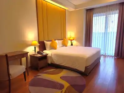 Column Bangkok - 76