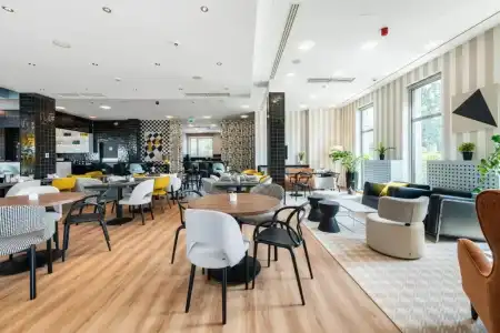 Ibis Styles Warszawa Airport - 14