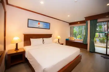 Baumanburi Patong - 98