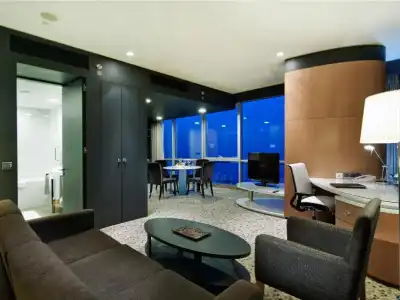 DoubleTree By Hilton Istanbul Moda - 63