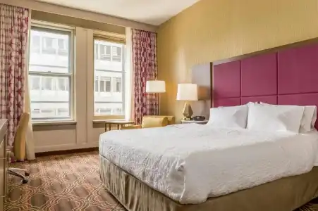 Hampton Inn Majestic Chicago Theatre District - 80