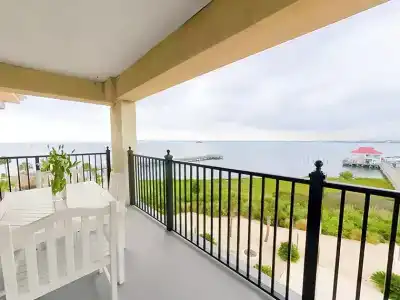Harborside at Charleston Harbor Resort and Marina - 49