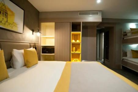 Seraglio & Suites - 57