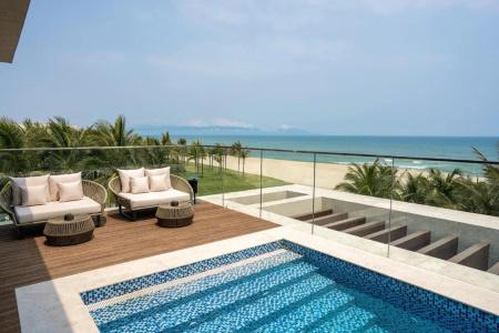 Shilla Monogram Danang - 19