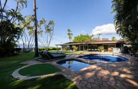Royal Lahaina Resort & Bungalows - 86