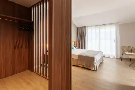DWO Sirius -Adults Only - 70