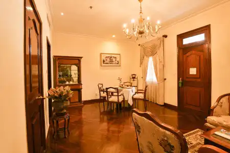 Grand Saigon - 102