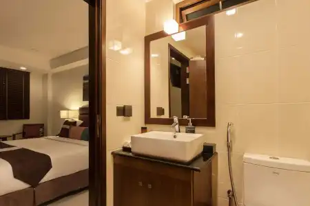 The Somerset - 40