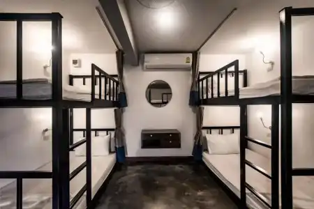 Balcony Party Hostel - Adult Only +18 - 19