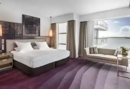 Hilton Auckland - 47