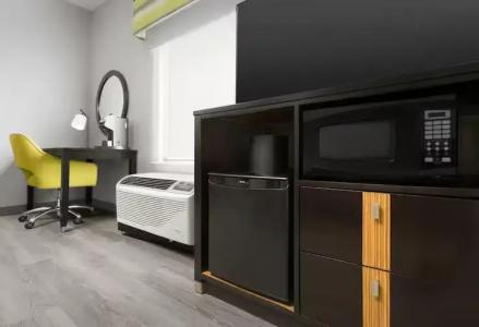 Hampton Inn & Suites El Paso-East - 23