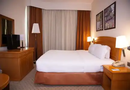 Golden Tulip Sharjah Apartments - 65