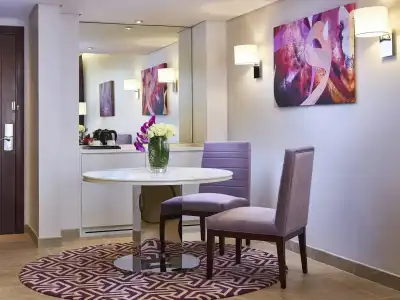 Mercure Dubai Barsha Heights Suites And Apartments - 40