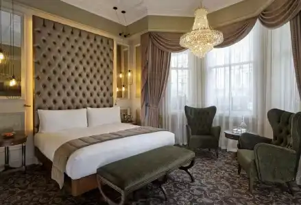 100 Queen's Gate London Kensington, Curio Collection by Hilton - 39