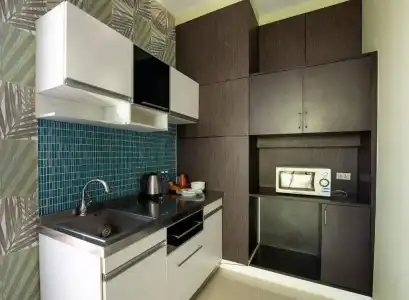 Royal Beach View Suites - 79