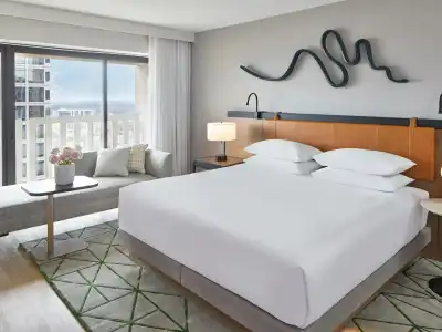 Hyatt Regency - 69