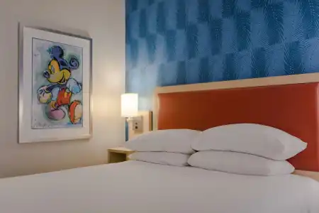Howard Johnson by Wyndham Anaheim and Water Playground - 33