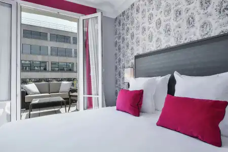 Maison Astor Paris, Curio Collection by Hilton - 6