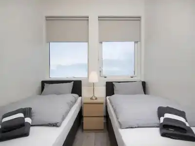 Kef Guesthouse by Keflavík Airport - 9