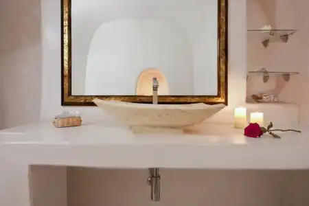 Alexander's Suites - 49
