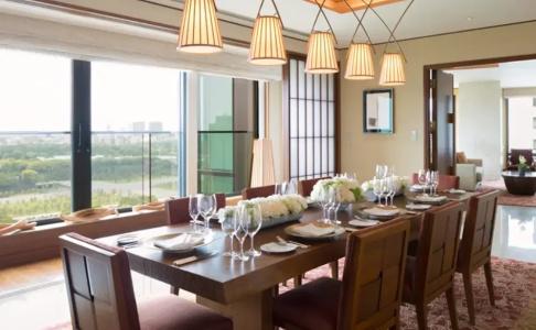 The Peninsula - 82