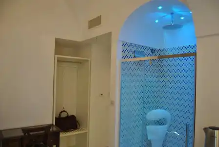 Core Amalfitano City Suites - 12