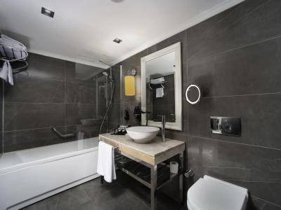 Mercure Bomonti - 72